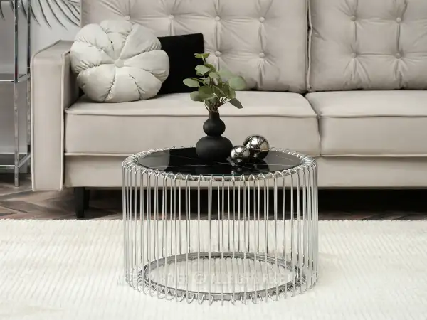 Chrom i szkło -  stolik, który podkreśli wyjątkowy styl Twojego domu